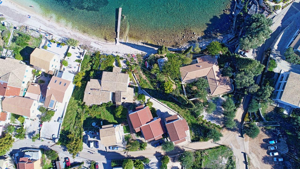 カラミZoulis Andonisアパートメント エクステリア 写真